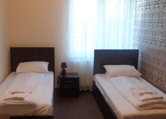Hotel & Restauracja Euforia Garwolin Quarto foto